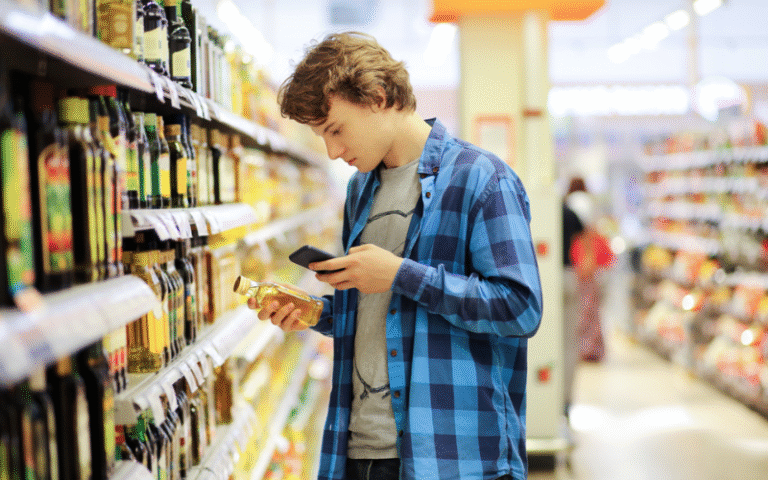 The Best Time for Teens to Shop at the Food Store