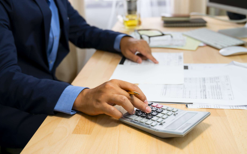 Tax Advantages of Working With a Wealth Management Consultant