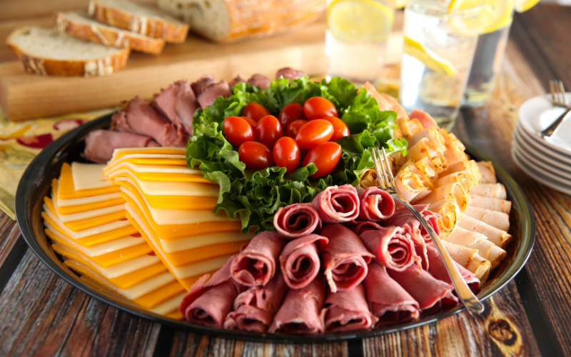Why A Meat and Cheese Tray Is A Crowd-Pleasing Choice